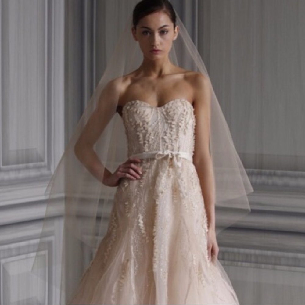 Monique Lhullier Blush / Candy color Veil